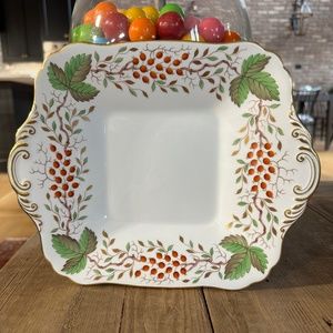 1923 SpodeCopeland Serving Plate Red Berries/Branch Gold Rim English Bone China